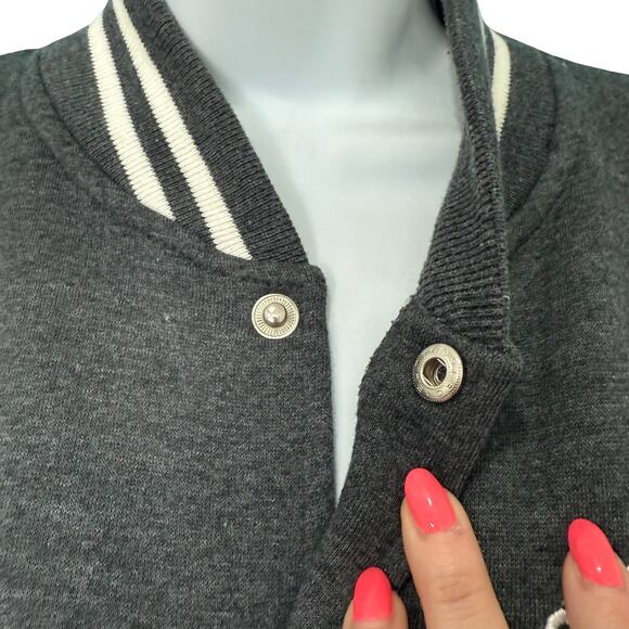 Cambridge University Gray White Trim Lion Letterman Bomber Sweatshirt sz XS - Picture 6 of 11